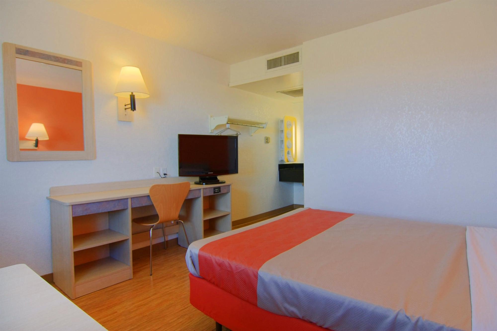 Hotel 6-rapid City, Sd Rapid City