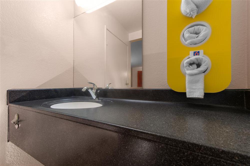 6-rapid City, Sd Hotel